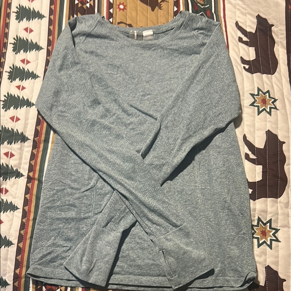 CALIA by Carrie Underwood Heather Gray Long Sleeve Top